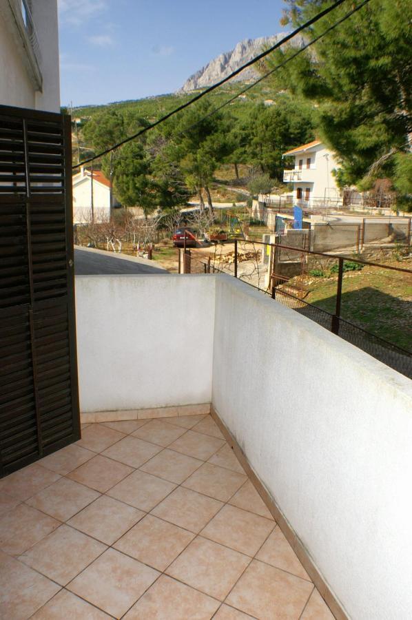 Apartments And Rooms By The Sea Lokva Rogoznica, Omis - 2973 Екстериор снимка