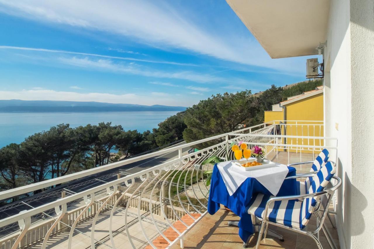 Apartments And Rooms By The Sea Lokva Rogoznica, Omis - 2973 Екстериор снимка