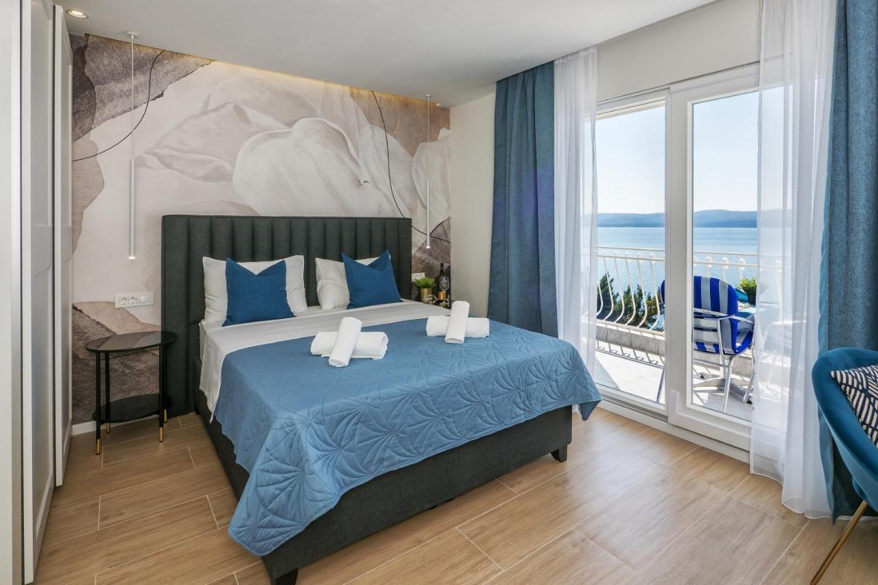 Apartments And Rooms By The Sea Lokva Rogoznica, Omis - 2973 Екстериор снимка